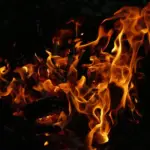 Hvordan kan man tænde bålet bedst muligt, så det passer til ens bålpande?